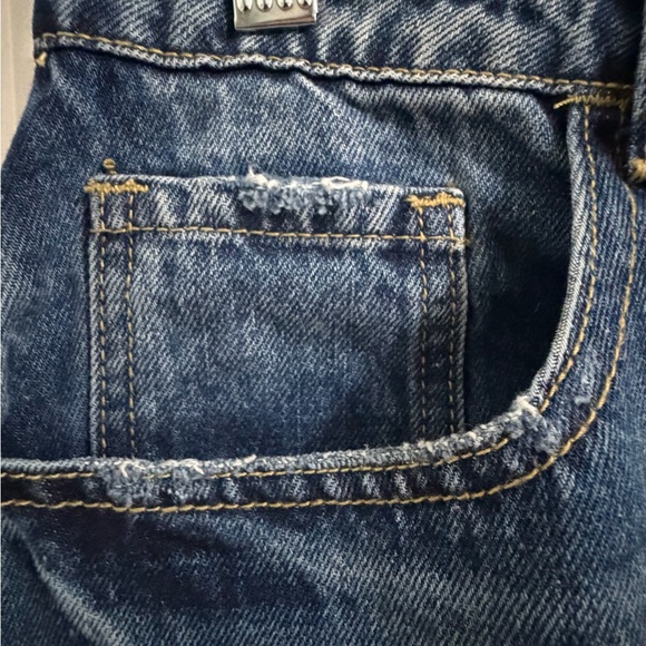 Stylish Blue Button-Front A-Line Denim Skirt - Picture 4 of 7